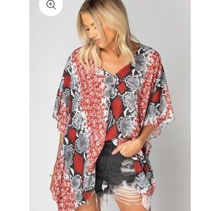 BuddyLove: North Flowy Tunic - Red